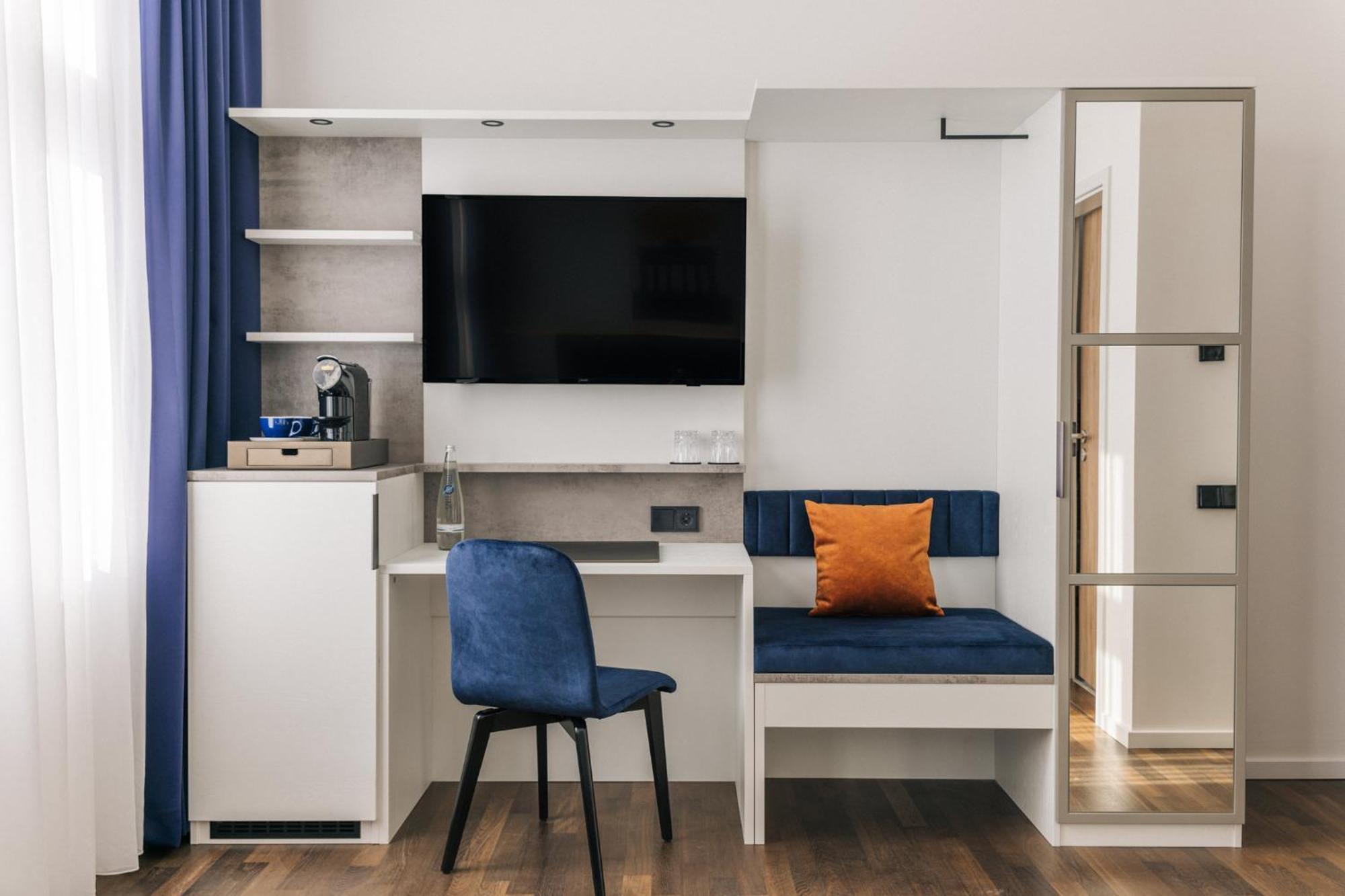 Hotel Homaris East Side Berlino Esterno foto