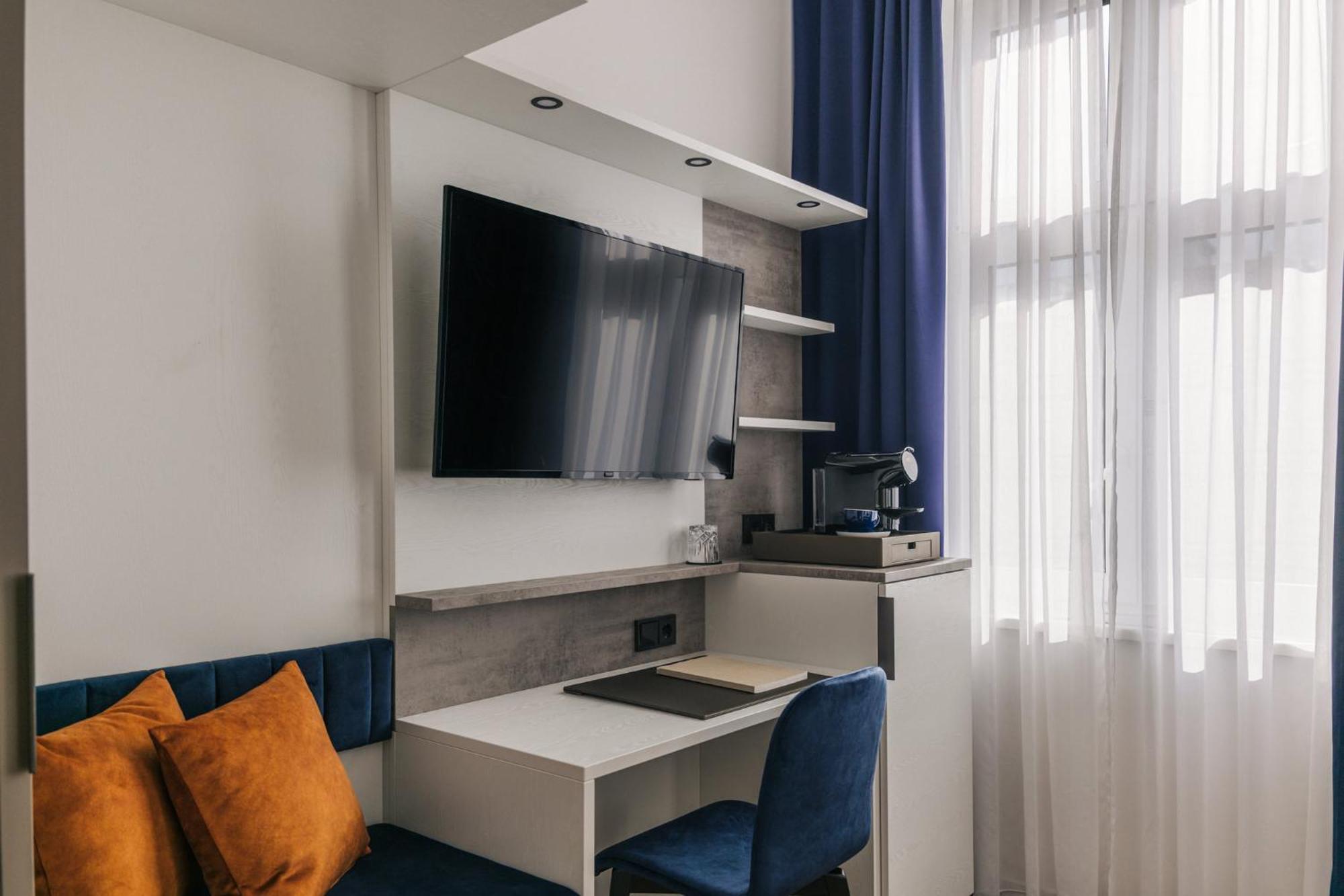Hotel Homaris East Side Berlino Esterno foto
