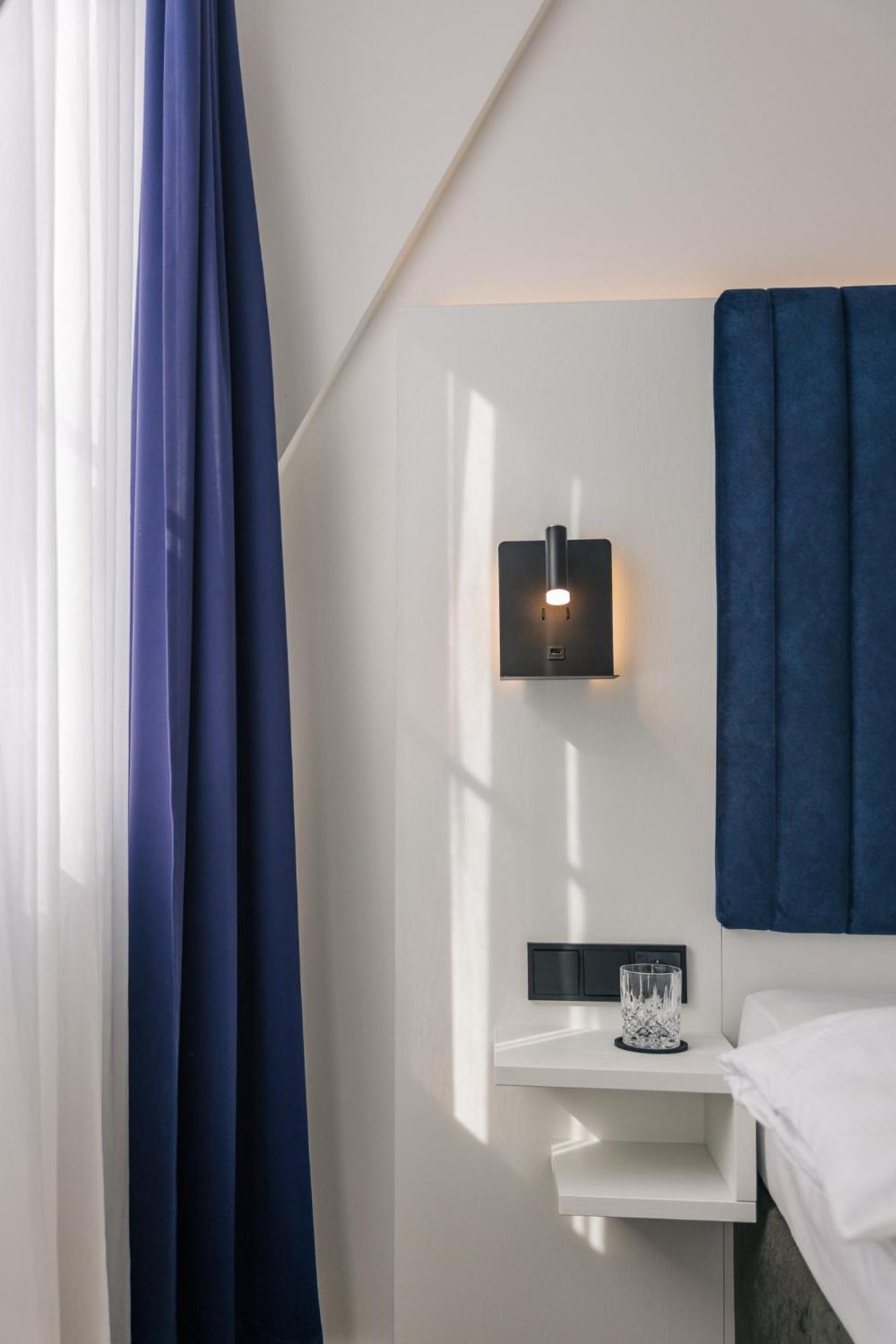 Hotel Homaris East Side Berlino Esterno foto