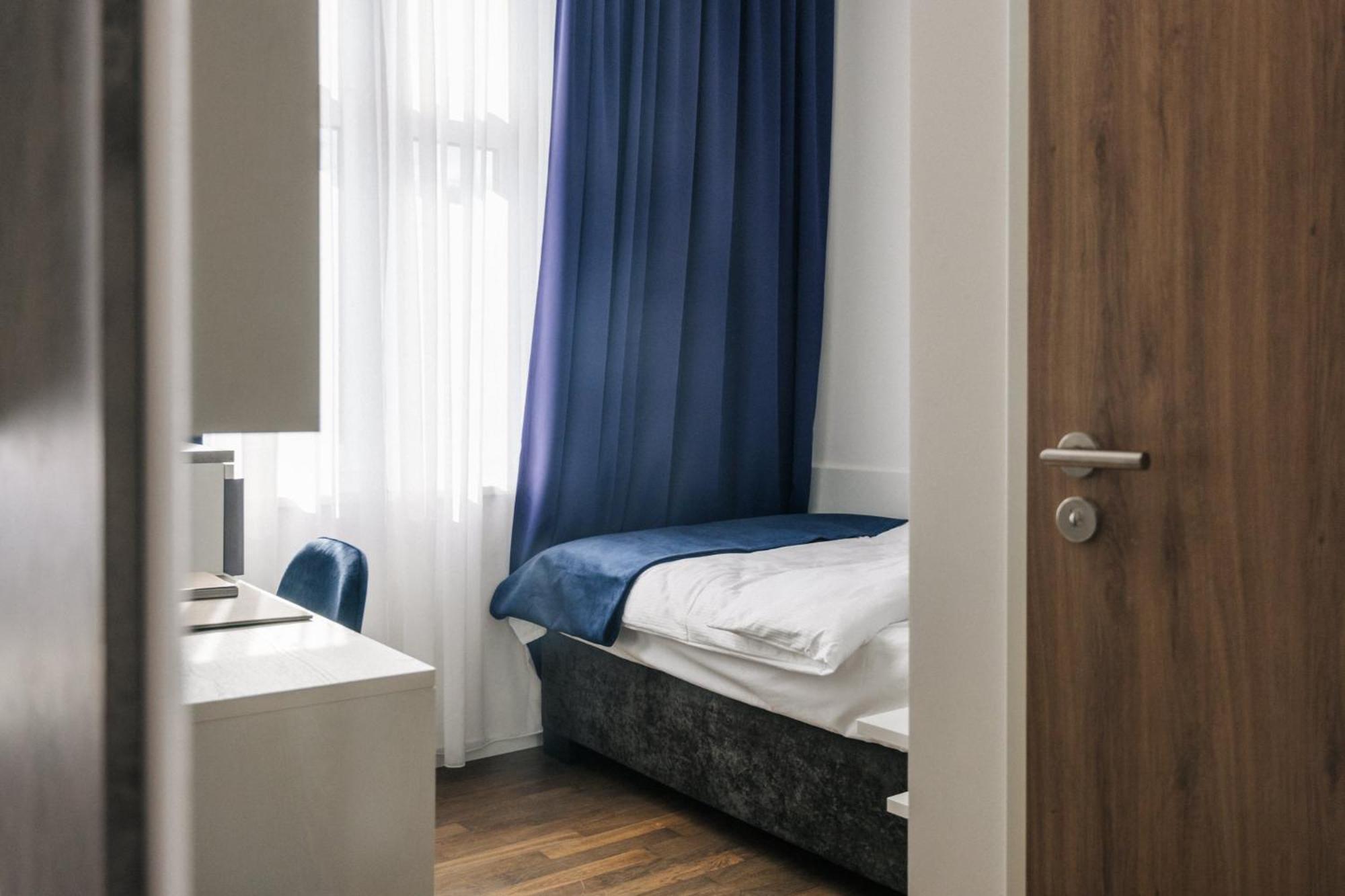 Hotel Homaris East Side Berlino Esterno foto