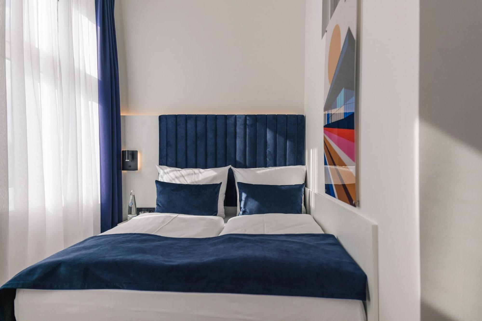 Hotel Homaris East Side Berlino Esterno foto